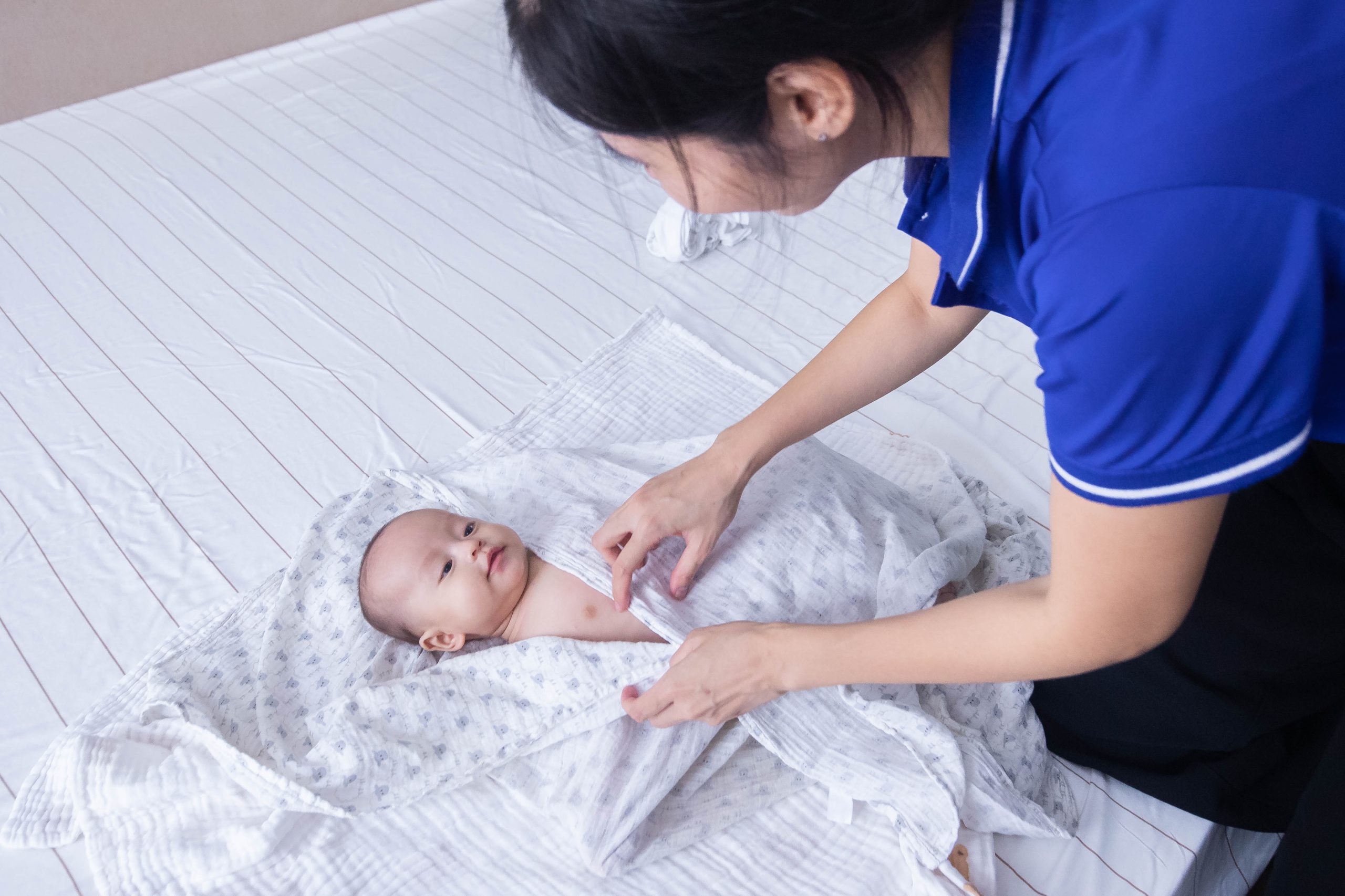Vì sao chăm sóc trẻ sơ sinh đúng cách lại quan trọng